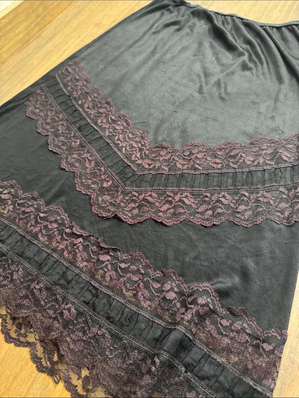 Vintage Black Lace & Plum Trim Midi Slip Skirt Y2K Gothic Romantic
